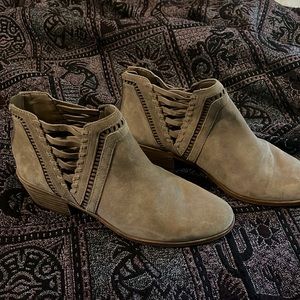 Vince Camuto- Ankle Boots 7.5